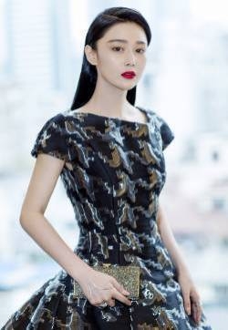 张馨予性感图片 张馨予活动现场图片