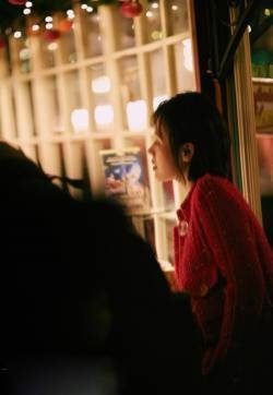 马思纯软呢大衣唯美意境写真图片
