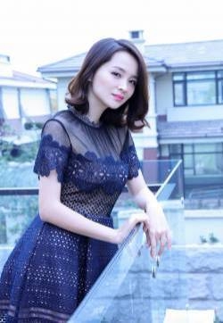 邓莎镂空蕾丝纱裙美艳写真图片  邓莎图片