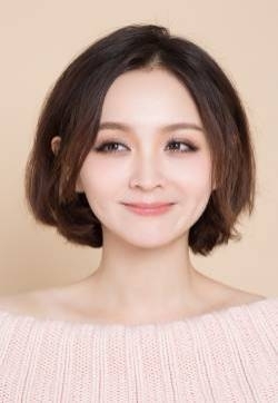 邓莎粉色毛衣恬静美艳写真图片  邓莎图片