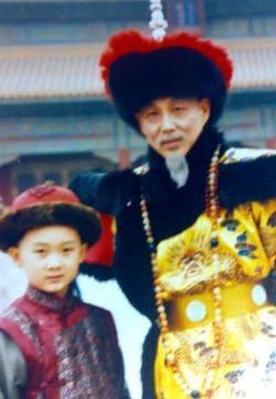 康熙图片  陈道明版康熙图片