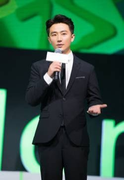 黄轩图片：恣在家活动照图片