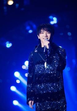 华晨宇《歌手》高清图片