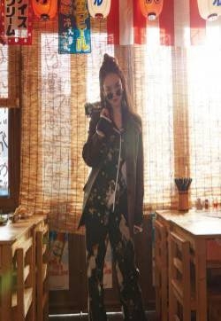 戚薇最新性感成熟时尚大片写真图片