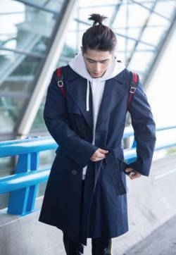 陈学冬帅气图片 陈学冬街拍图片
