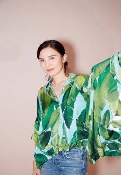 宋佳品牌活动清新写真图片