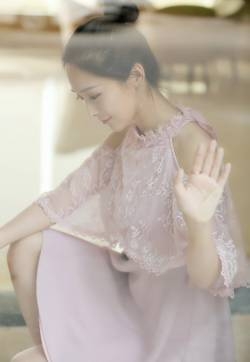 李曼粉嫩甜美夏日写真图片