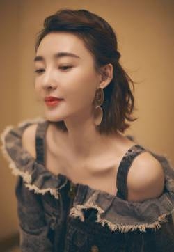 王丽坤图片 王丽坤绫清竹性感图片