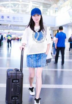 董洁图片 董洁北京机场街拍图片