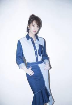 杨紫率性时髦写真图片