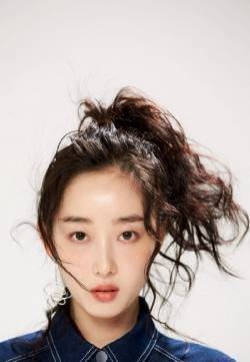 蒋梦婕复古混搭时尚写真大片