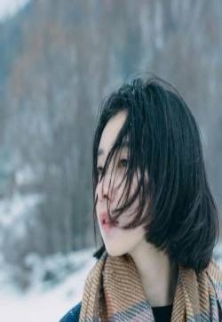 非主流意境伤感女生头像图片