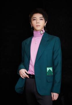 华晨宇2018微博之夜高清图片
