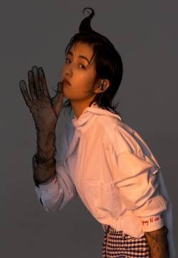 张子枫图片 张子枫时尚杂志写真图片