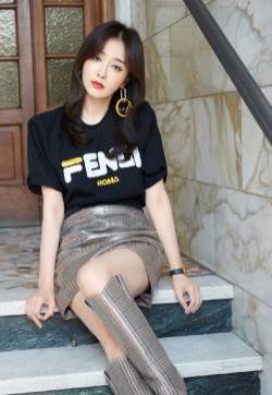 秦岚图片 秦岚性感时尚写真图片