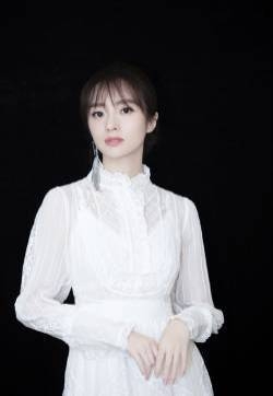 胡冰卿图片   胡冰卿甜美俏丽图片