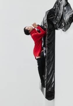 蒋梦婕成熟妩媚时尚写真图片