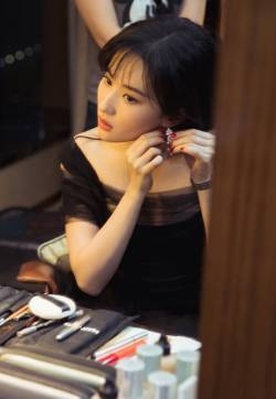 刘亦菲优雅性感写真图片