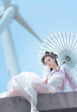 唯美汉服美女性感写真图片