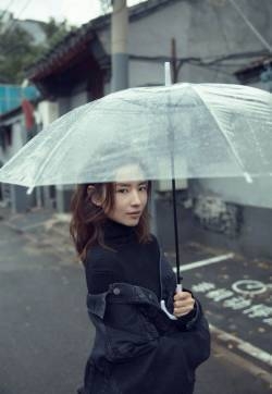 董洁温润优雅写真图片