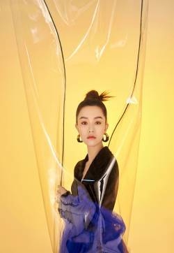 文咏珊性感美艳写真图片