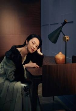 姚晨优雅复古风写真图片