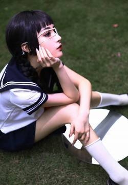 王衣田万圣节制服写真图片