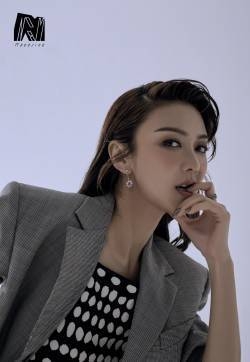 薛凯琪时尚干练写真图片
