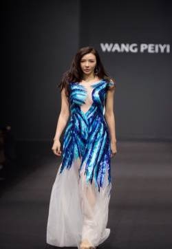 周韦彤WANG PEIYI 性感图片