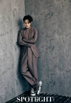 尹正型男魅力写真图片