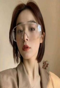 高冷气质美女头像图片