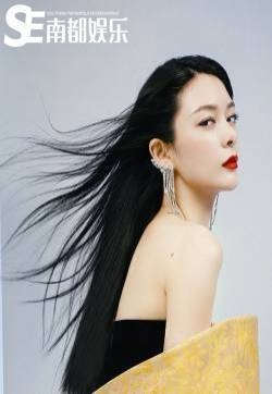 王瑞子黑色薄纱长裙性感图片写真