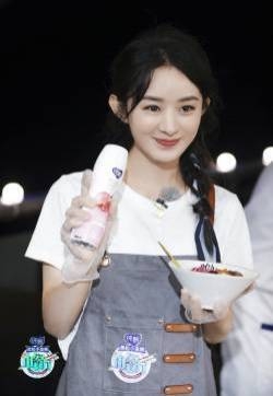 手机壁纸泳衣美女诱人身材性感夏日写真