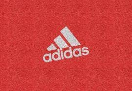 国际品牌Adidas运动品牌广告桌面壁纸