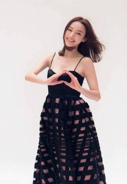 张俪王阳明情侣甜蜜写真手机壁纸