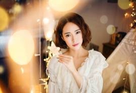 精选台湾歌手黄思婷闪亮唯美高清壁纸下载