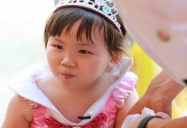 爸爸去哪儿王宝强女儿娜娜可爱图片壁纸下载