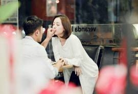 《太阳的后裔》金智媛晋久甜蜜剧照图片桌面壁纸