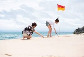 《我们相爱吧》宋智孝陈柏霖海边剧照图片桌面壁纸