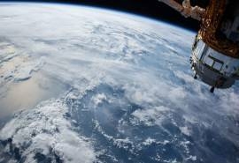 宇宙航天飞机宇航员图片高清电脑壁纸