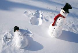冬季雪人高清图片桌面壁纸