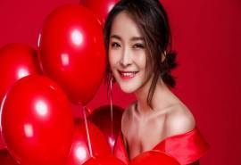 演员李曼写真高清桌面壁纸