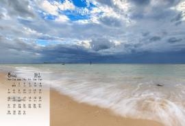 2017年8月清凉夏日海边风景高清日历壁纸