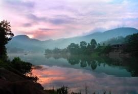 唯美湖泊自然景色高清桌面壁纸