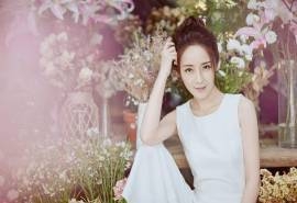 李曼清新脱俗气质写真图片桌面壁纸