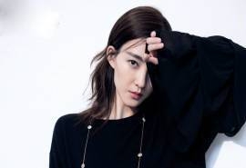 王丽坤黑白简约时尚写真图片桌面壁纸
