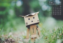 2018年7月可爱纸盒人阿楞图片日历壁纸