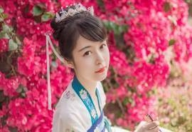 古风汉服美女甜美高清桌面壁纸