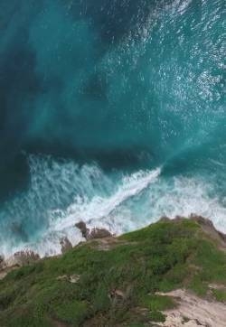 蓝色大海风景手机壁纸图片