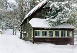 纯白唯美雪景图片桌面壁纸